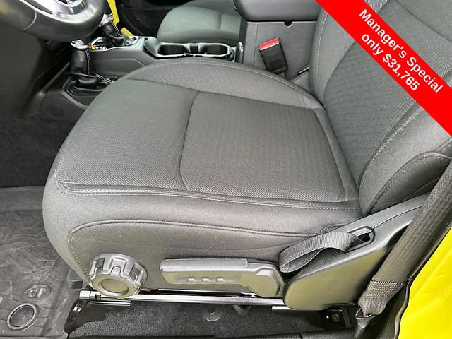 Used 2022 Jeep Wrangler Unlimited Sahara w/ Cold Weather Group image 14