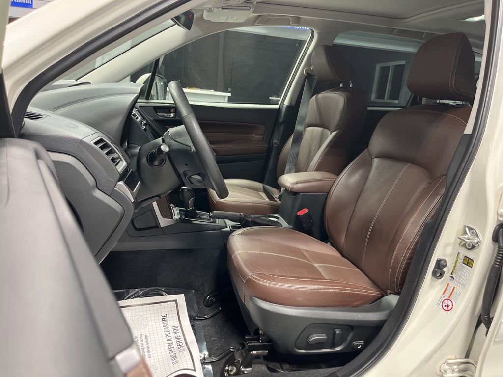 Used 2018 Subaru Forester 2.5i Touring w/ Popular Package #3B AWD/4WD image 13