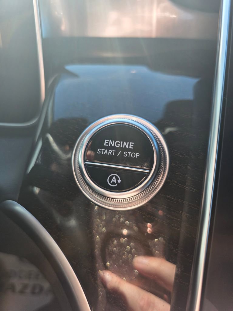 Used 2023 Mercedes-Benz GLC 300 4MATIC image 20