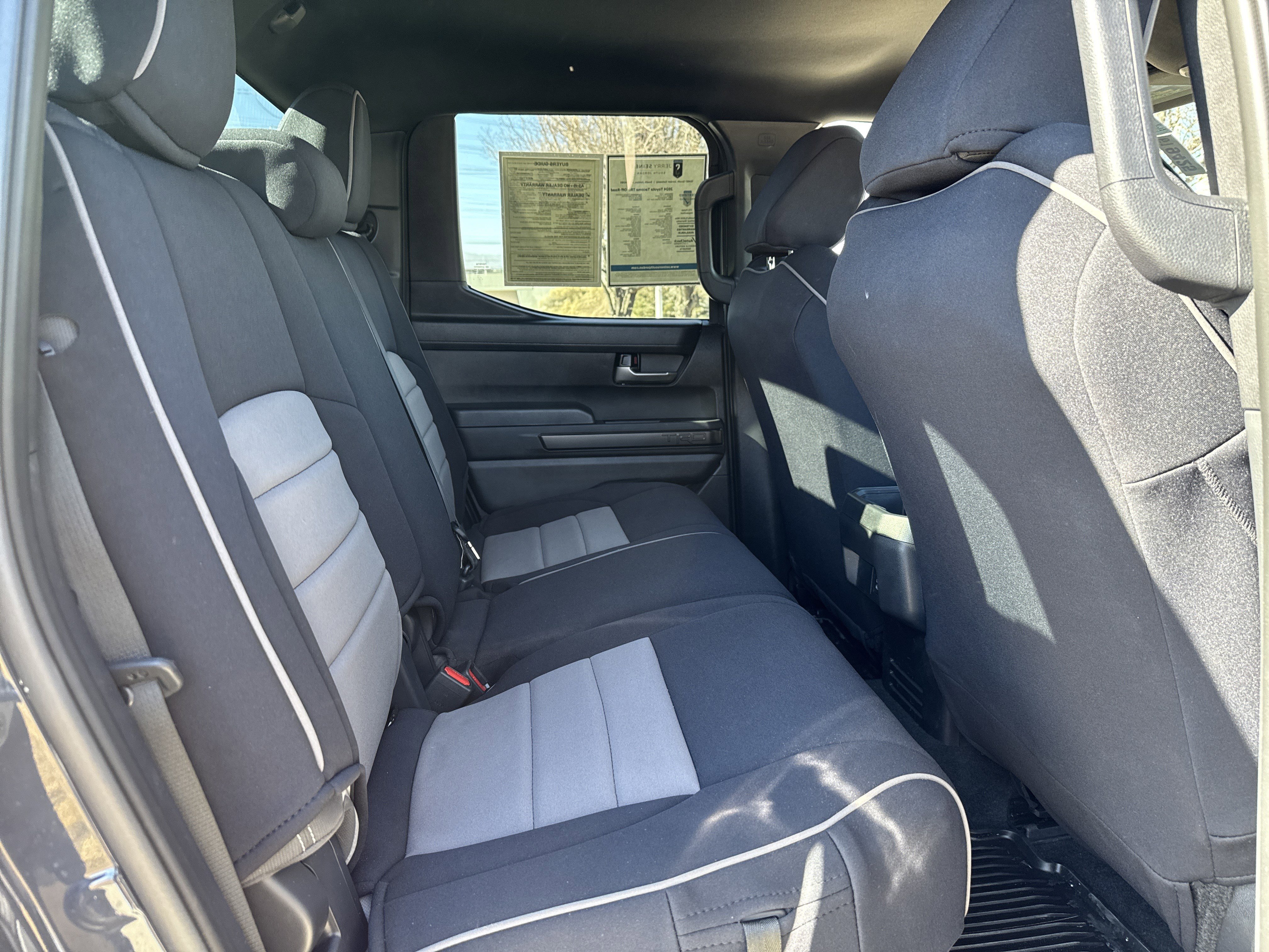 Used 2024 Toyota Tacoma TRD Off-Road image 24