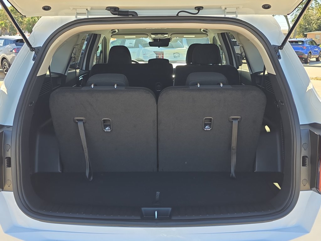 New 2026 Kia Sorento LX FWD image 11