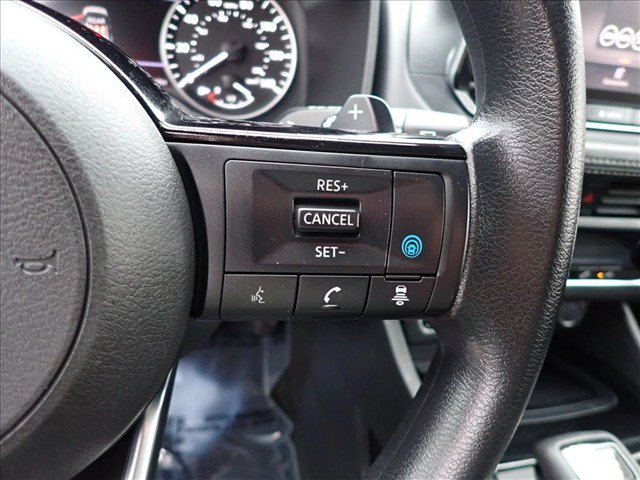 Used 2023 Nissan Rogue SV FWD image 15