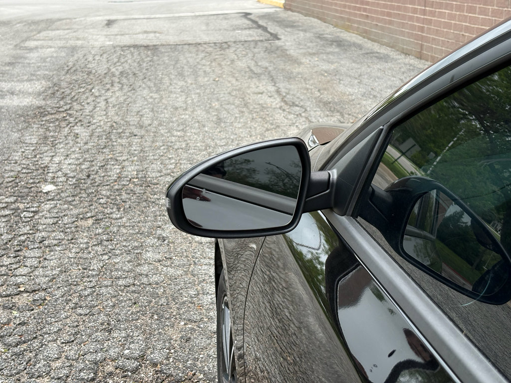 Used 2023 Kia Forte LXS w/ LXS Technology Package FWD image 15