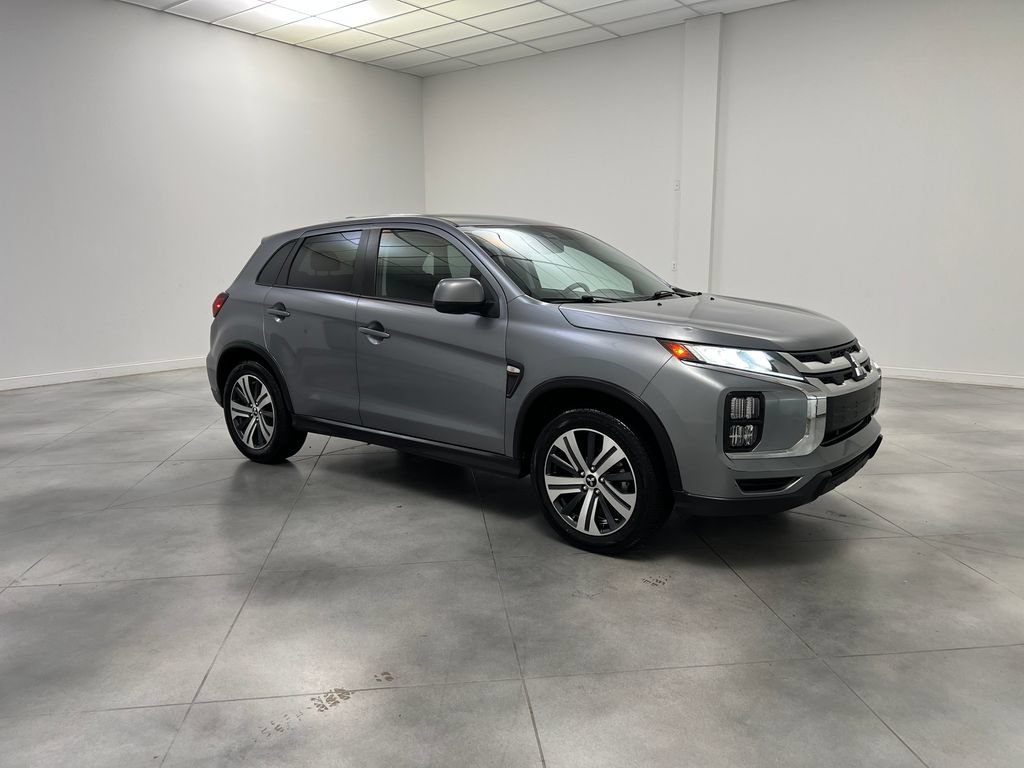 Used 2024 Mitsubishi Outlander Sport ES AWD/4WD image 11