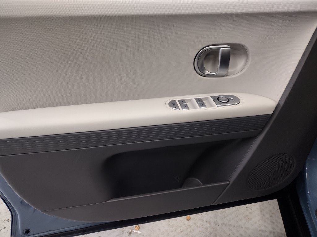 Certified 2024 Hyundai Ioniq 5 SEL RWD image 19