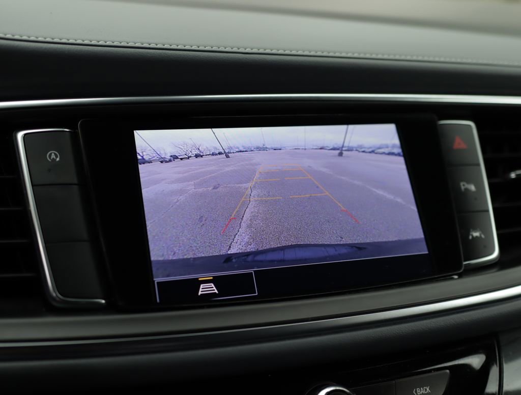 Used 2023 Buick Enclave Essence w/ Sport Touring Edition image 15