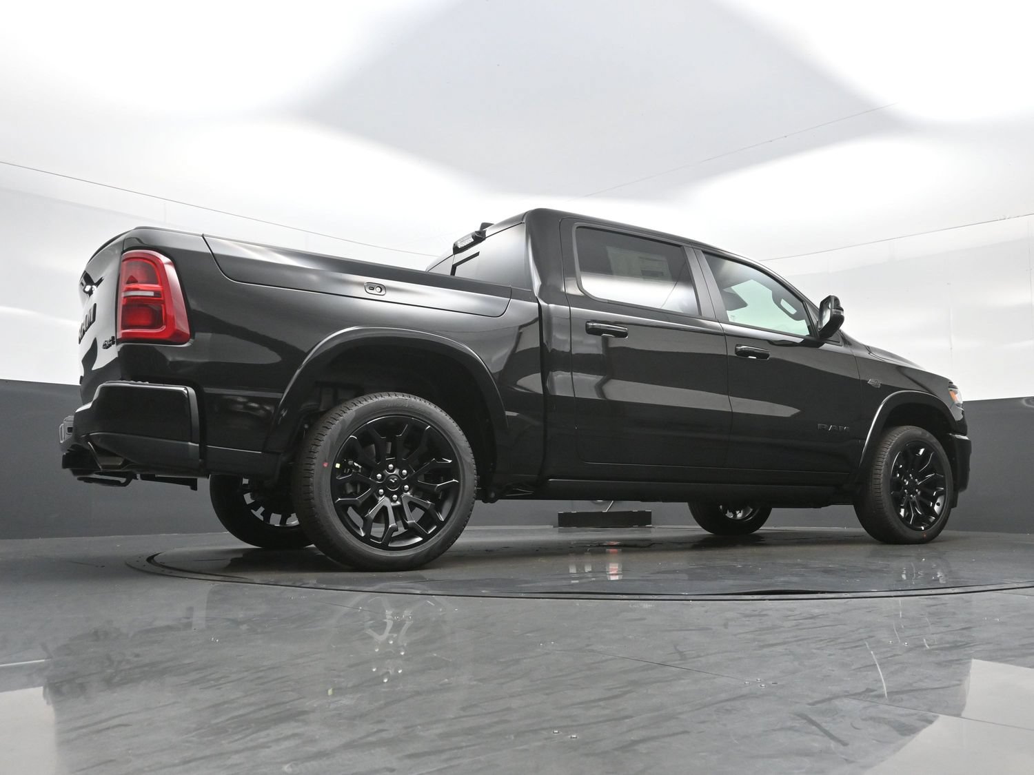 New 2027 RAM 1500 Limited AWD/4WD image 18