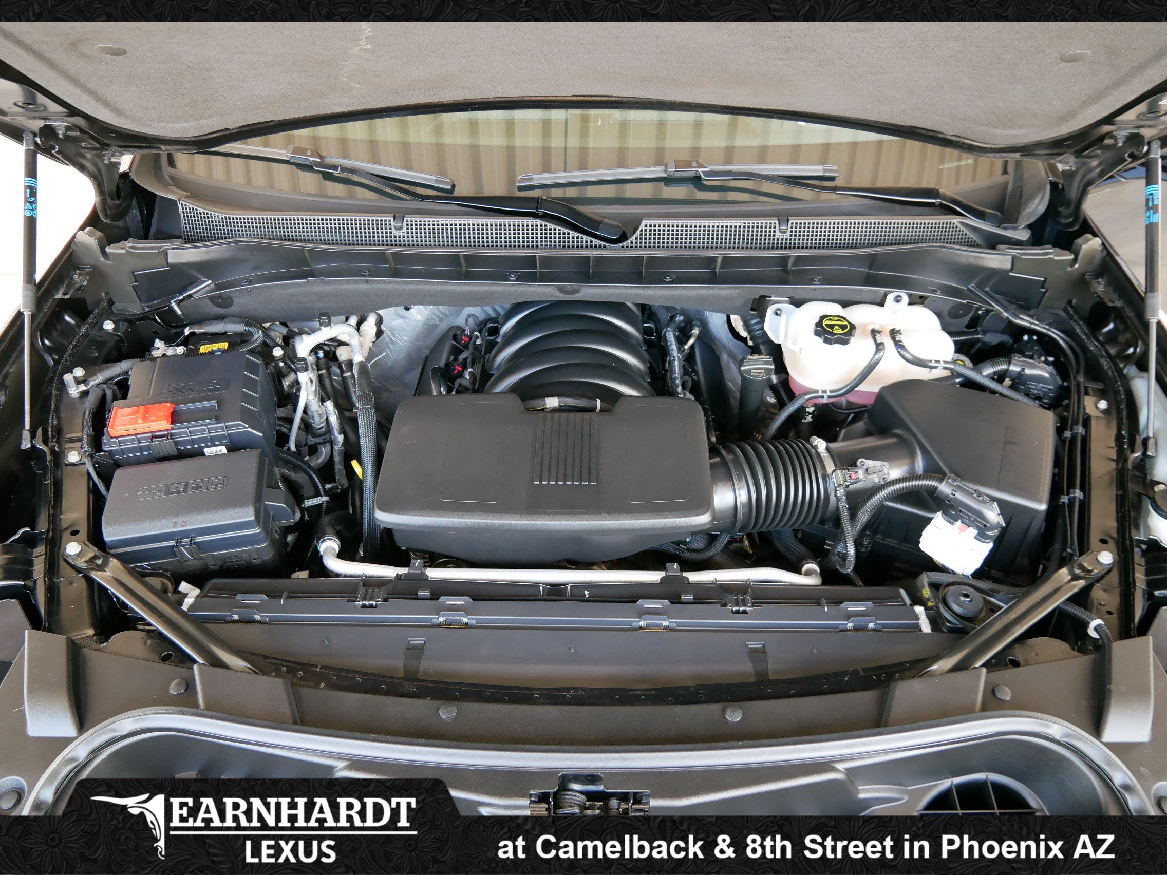 Used 2025 Chevrolet Suburban RST w/ Sun And Tow Package AWD/4WD image 27