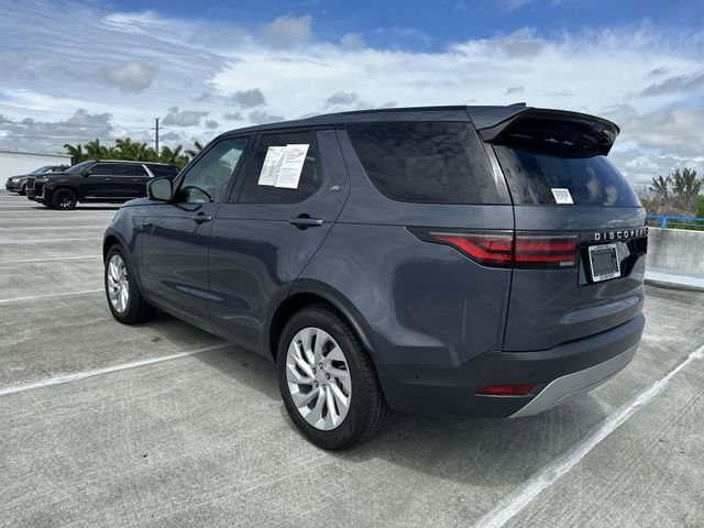 Used 2025 Land Rover Discovery S image 33