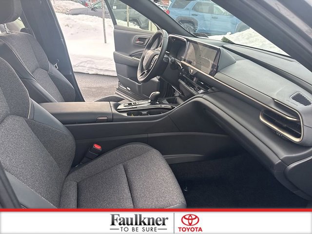 Certified 2024 Toyota Crown XLE image 16