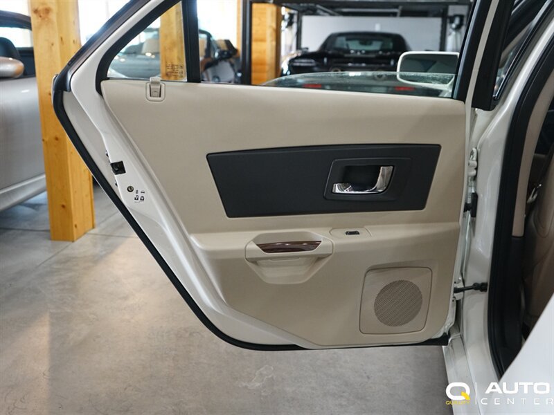 Used 2005 Cadillac CTS 3.6 w/ Luxury Package RWD image 19
