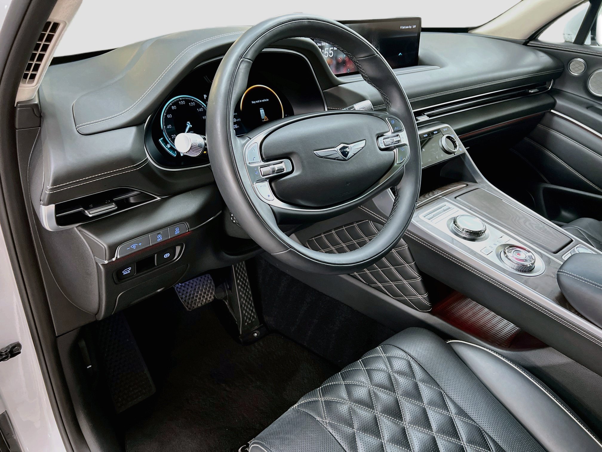 Used 2024 Genesis GV80 3.5T w/ Prestige Package AWD/4WD image 4