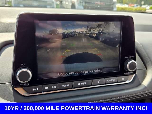 Used 2025 Nissan Rogue SV AWD/4WD image 25