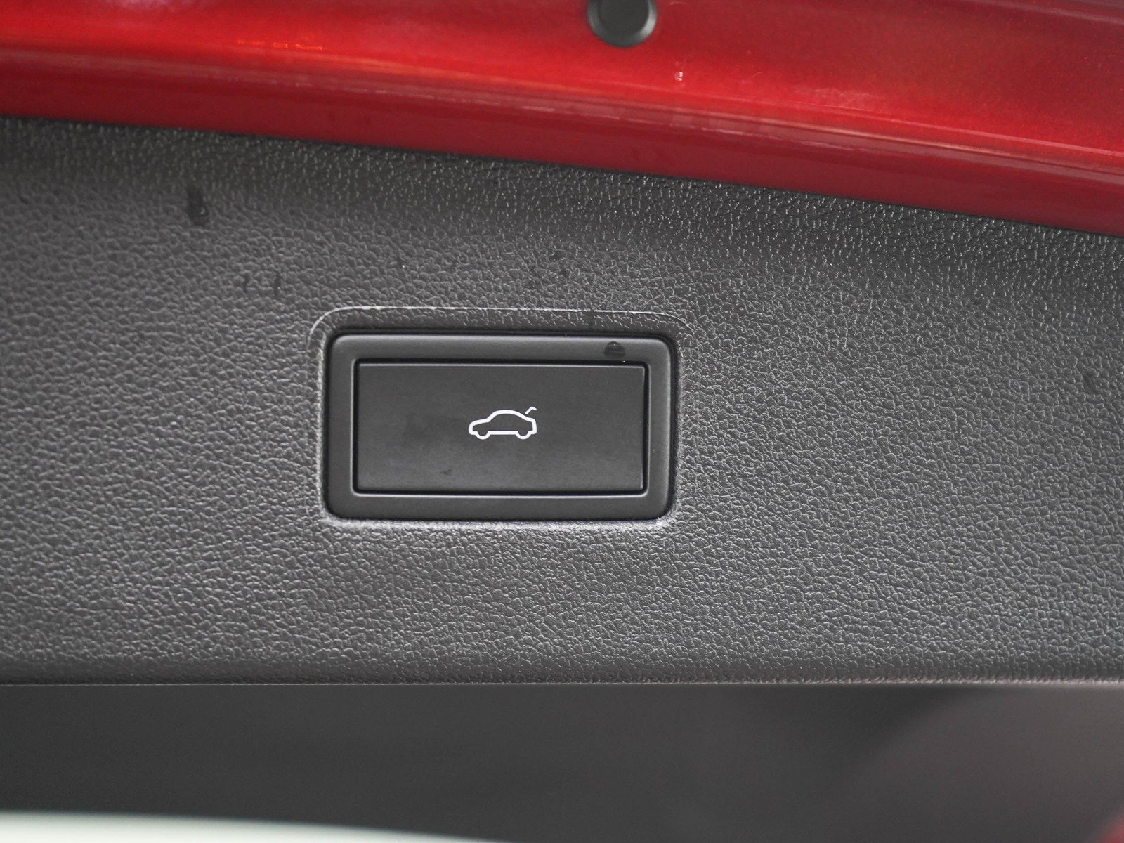 Used 2024 Volkswagen Tiguan SEL R-Line AWD/4WD image 17