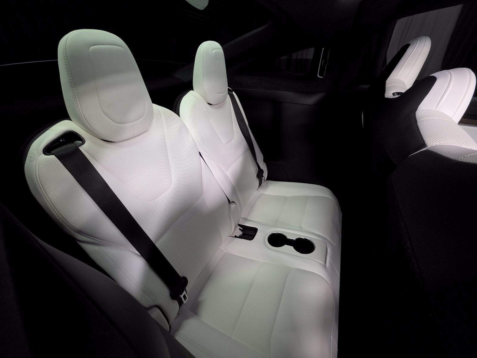 Used 2023 Tesla Model X AWD/4WD image 38