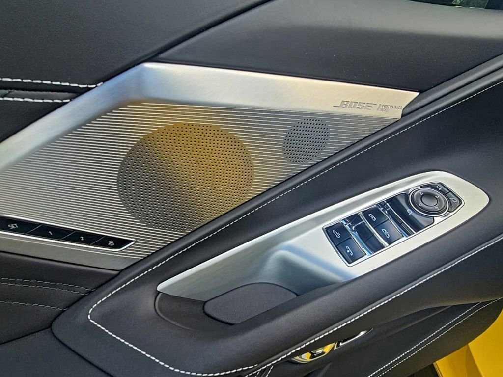 Used 2025 Chevrolet Corvette Z06 image 16
