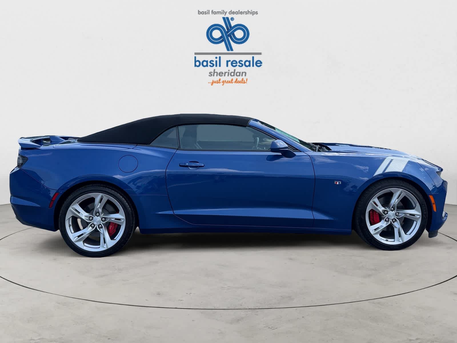 Used 2022 Chevrolet Camaro SS RWD image 9