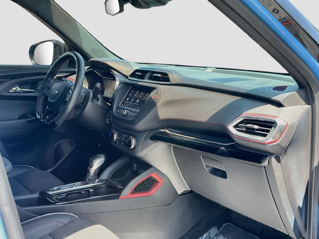 Used 2023 Chevrolet TrailBlazer RS FWD image 27