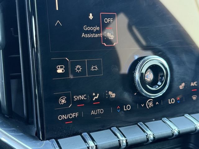 Used 2025 GMC Acadia Elevation image 22