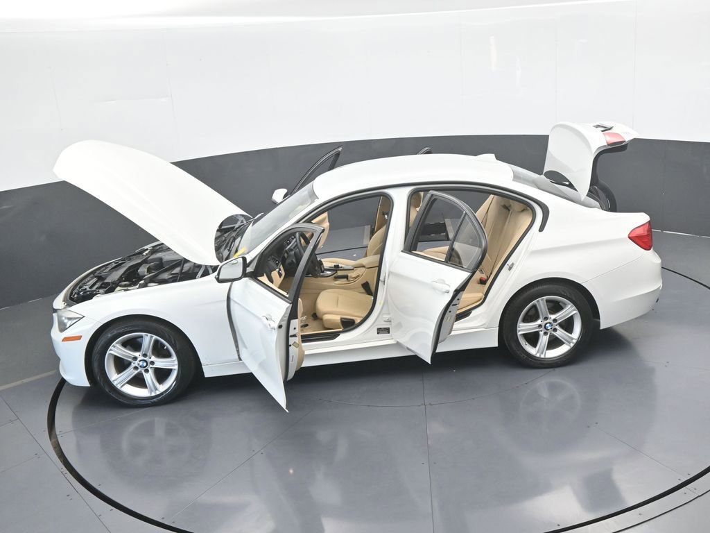 Used 2014 BMW 320i Sedan image 60