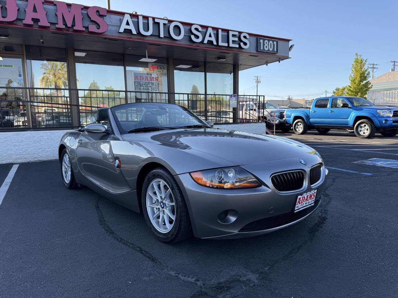 Used 2004 BMW Z4 2.5i image 8