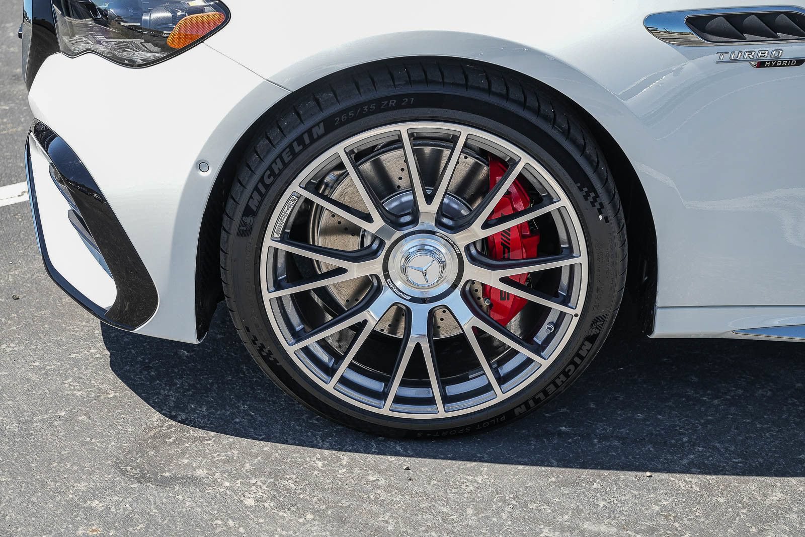 New 2026 Mercedes-Benz E 53 AMG e 4MATIC Sedan image 9