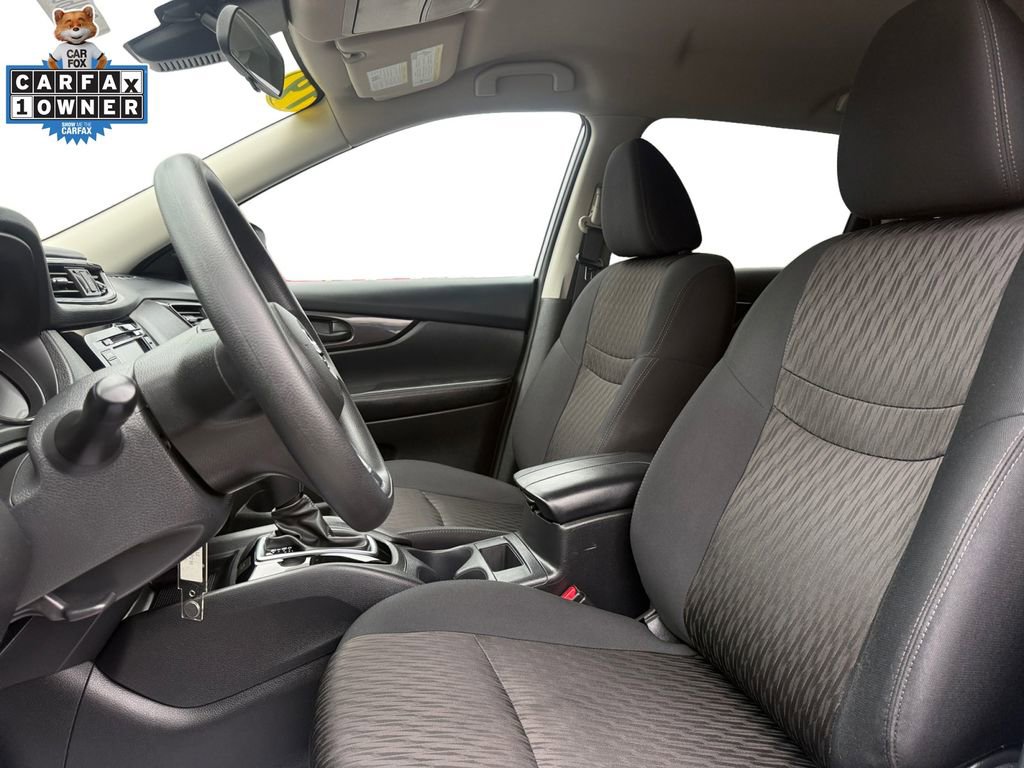 Used 2019 Nissan Rogue S AWD/4WD image 9
