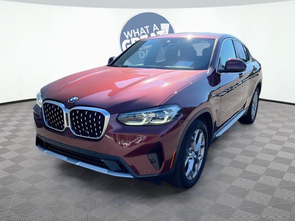 Used 2022 BMW X4 xDrive30i w/ Premium Package 2
