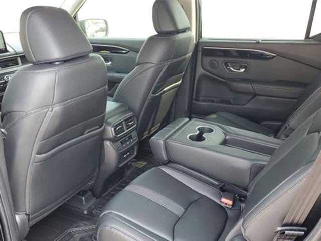 New 2025 Honda Pilot Touring image 20
