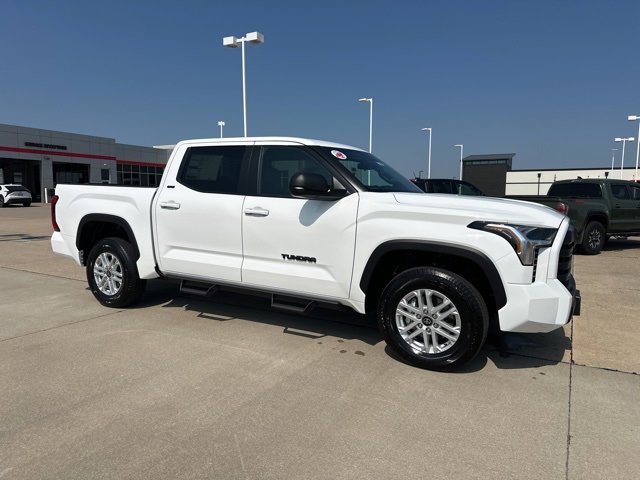 New 2026 Toyota Tundra SR5 image 2