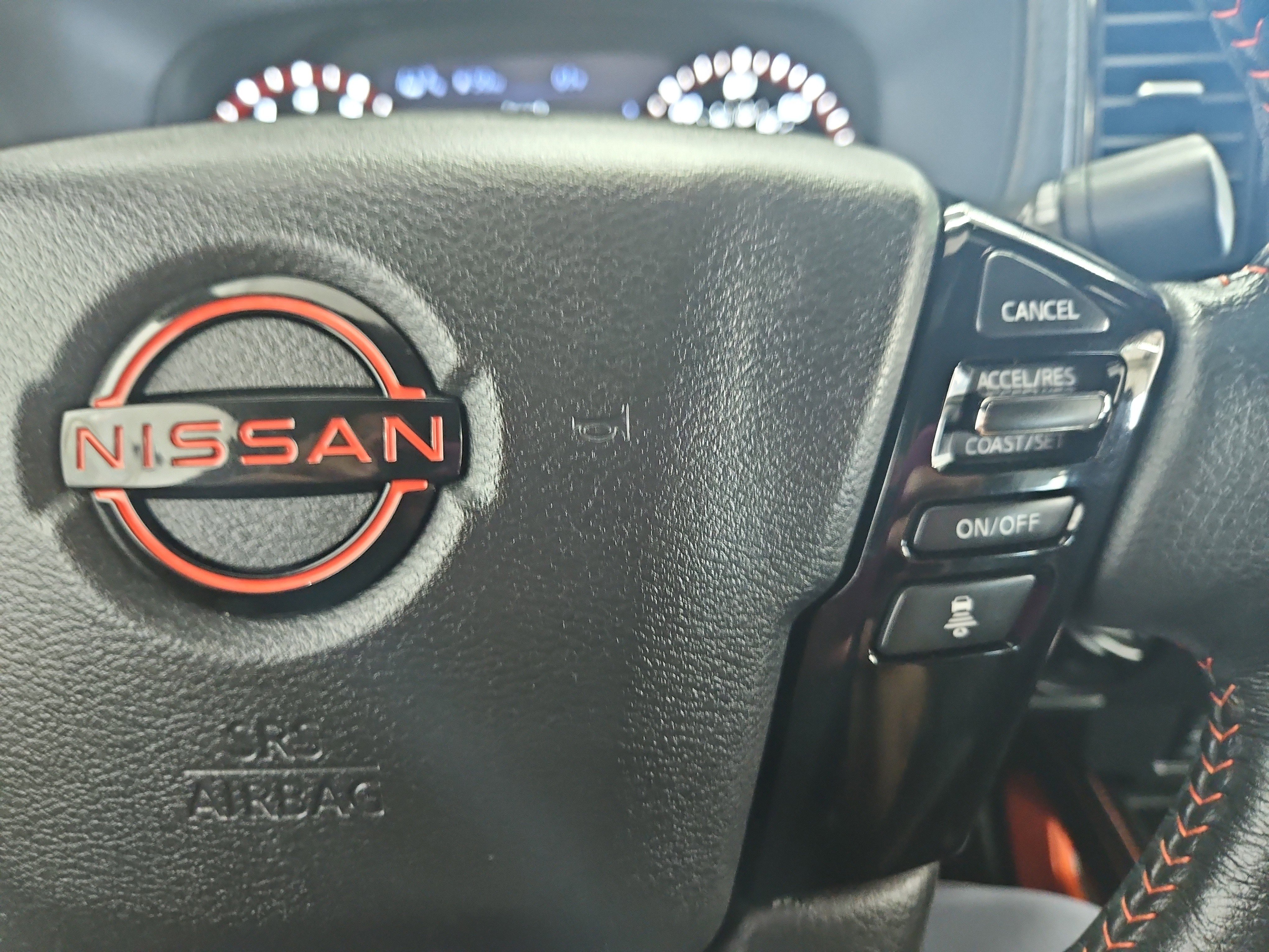 Used 2023 Nissan Frontier PRO-4X w/ Pro-4X Premium Package image 16