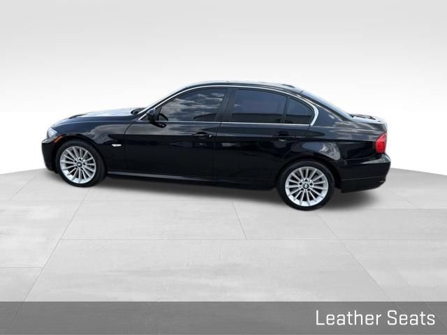 Used 2011 BMW 335i xDrive Sedan AWD/4WD image 9