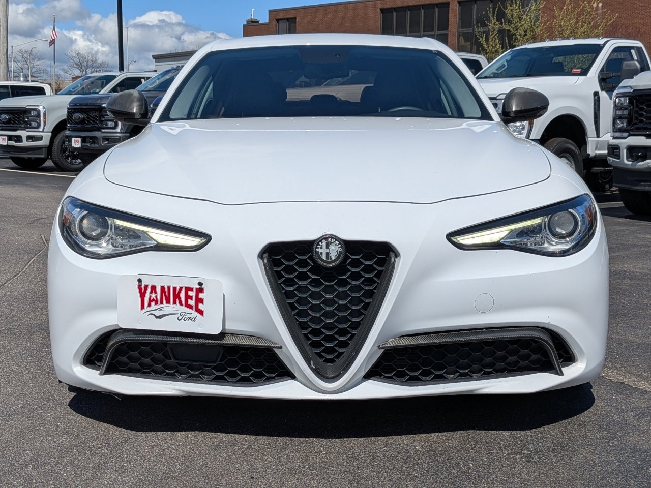 Used 2018 Alfa Romeo Giulia AWD image 9