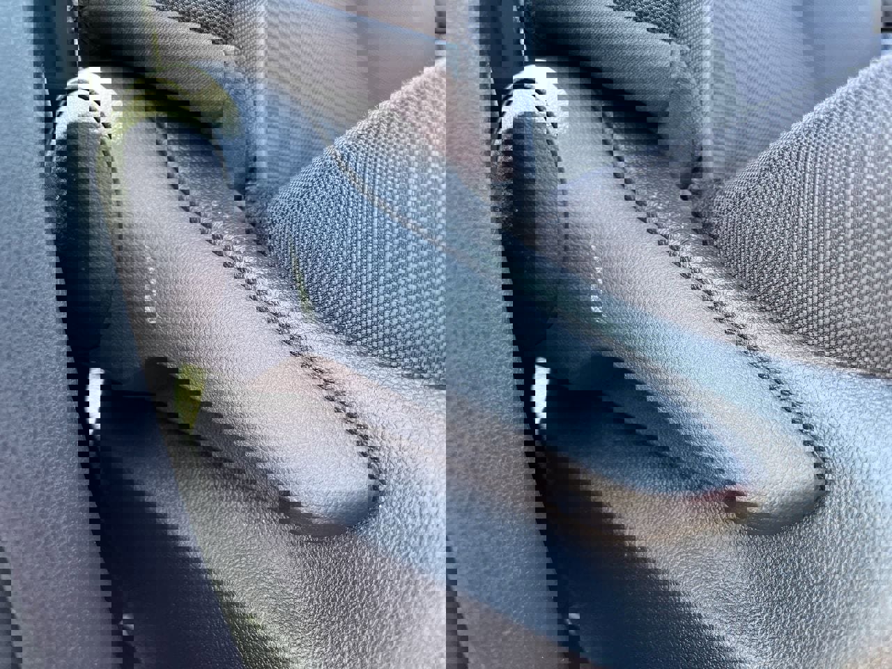 Used 2023 Toyota Highlander LE image 25