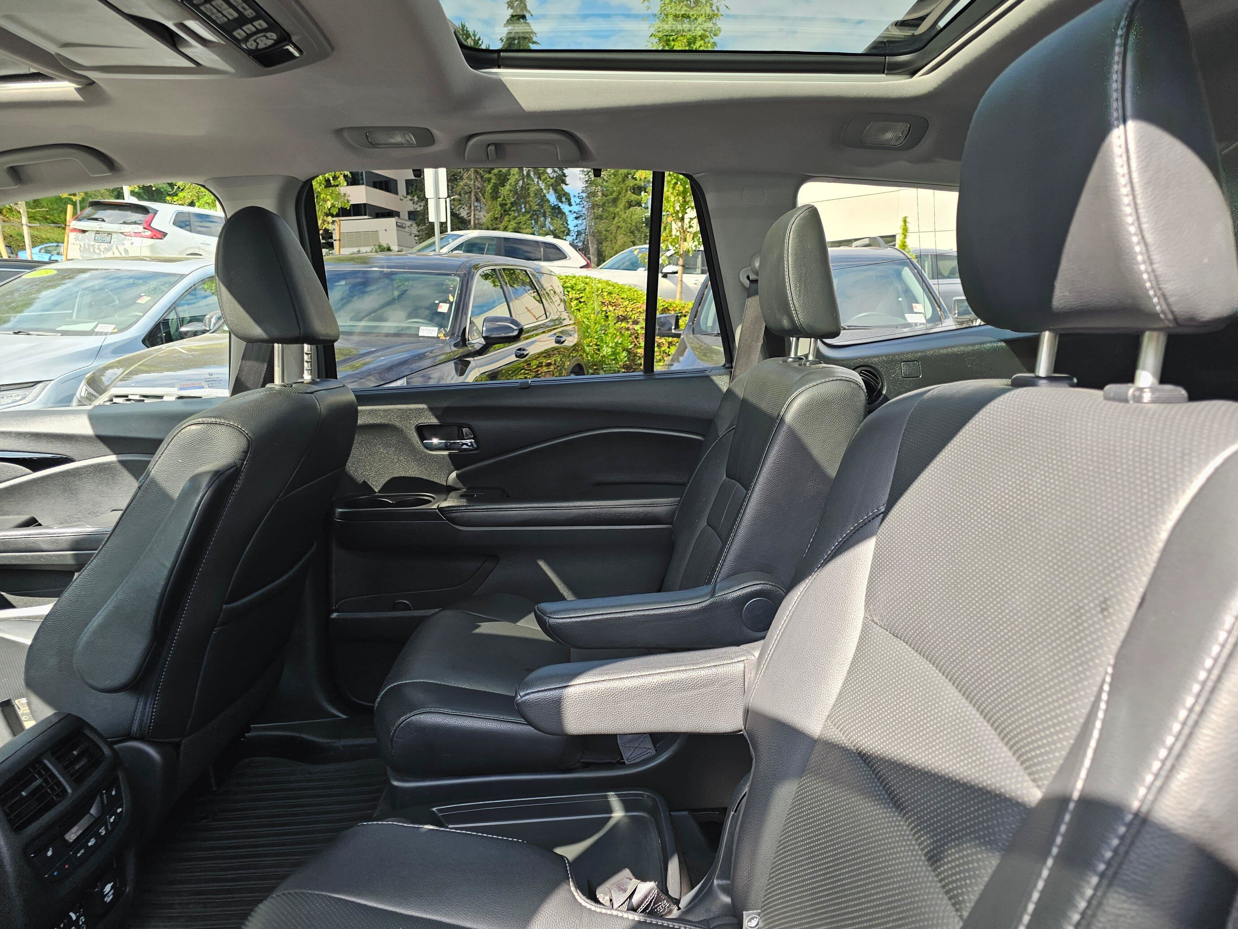Used 2016 Honda Pilot Elite image 21