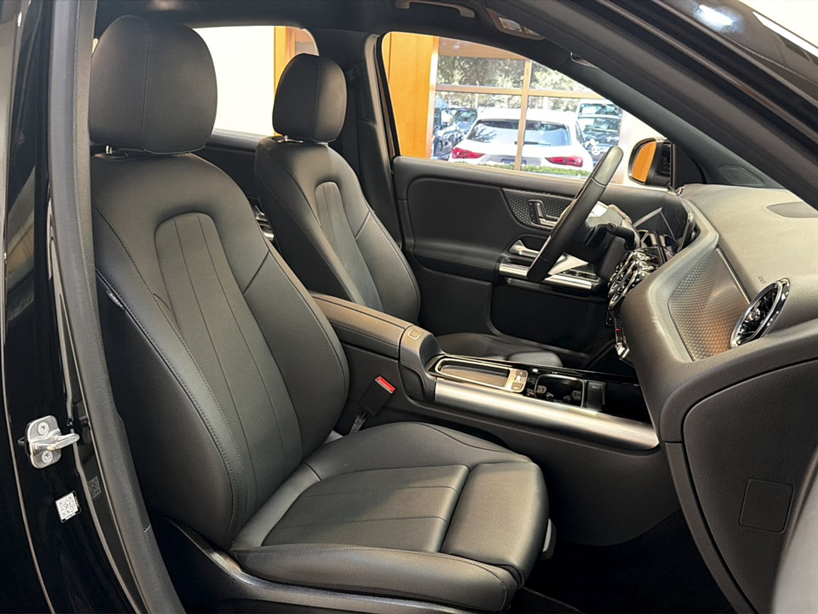Certified 2025 Mercedes-Benz GLA 250 image 14