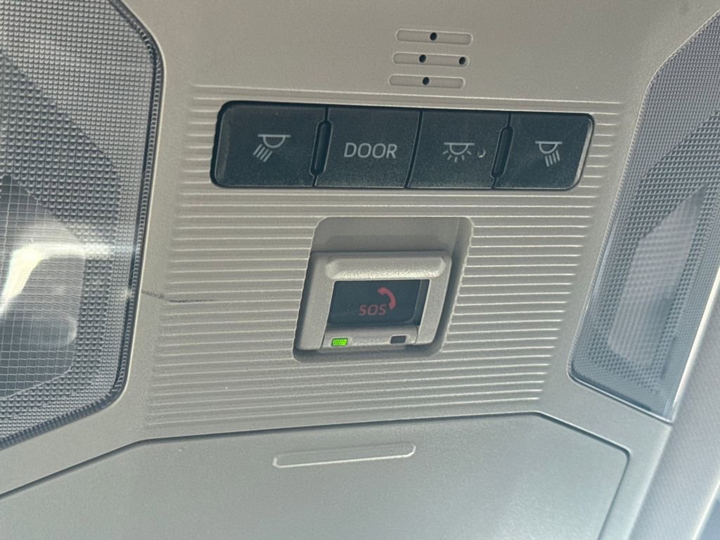 Used 2023 Toyota RAV4 LE image 26