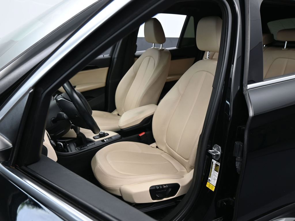 Used 2017 BMW X1 sDrive28i image 10