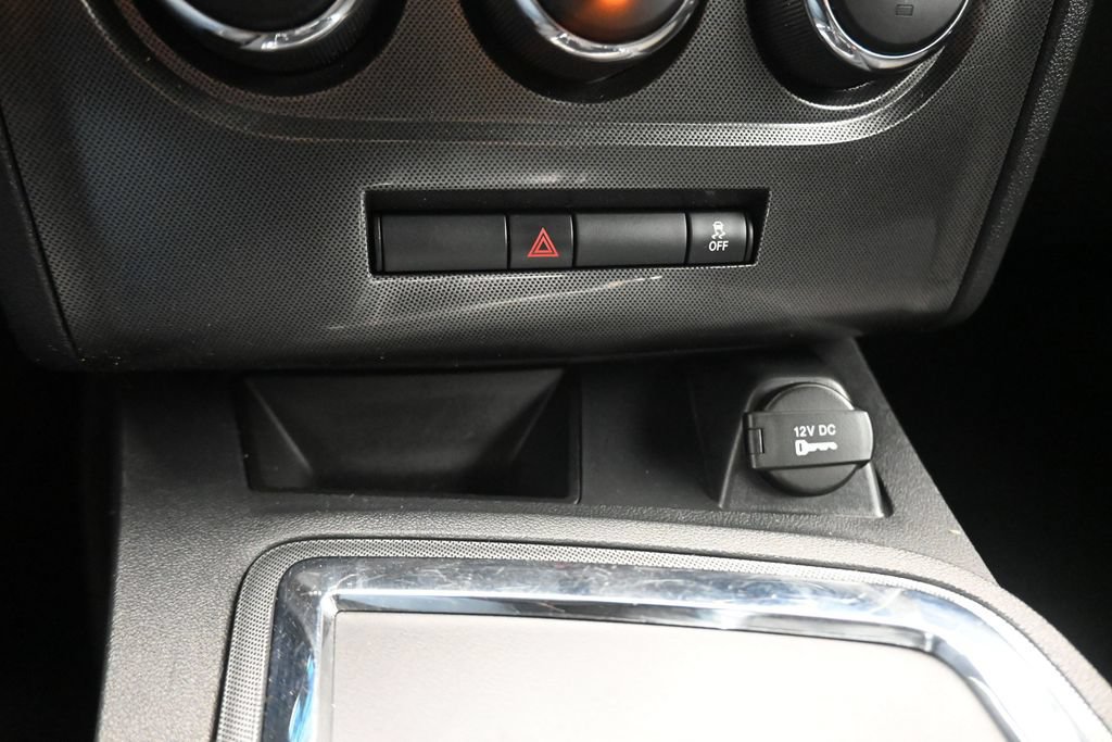Used 2012 Dodge Challenger SXT RWD image 18
