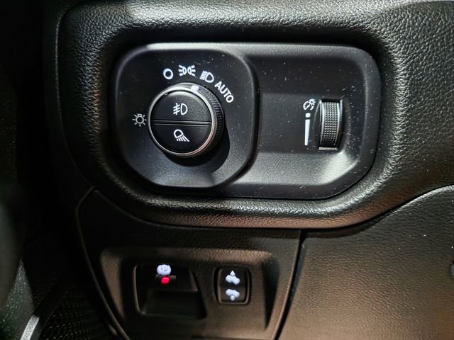 Used 2023 RAM 1500 Big Horn AWD/4WD image 19