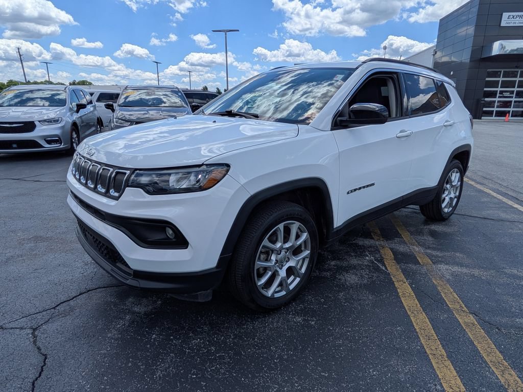 Used 2022 Jeep Compass Latitude AWD/4WD image 4