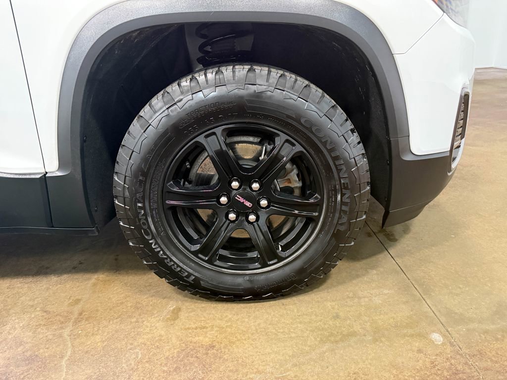 Used 2023 GMC Acadia AT4 image 91