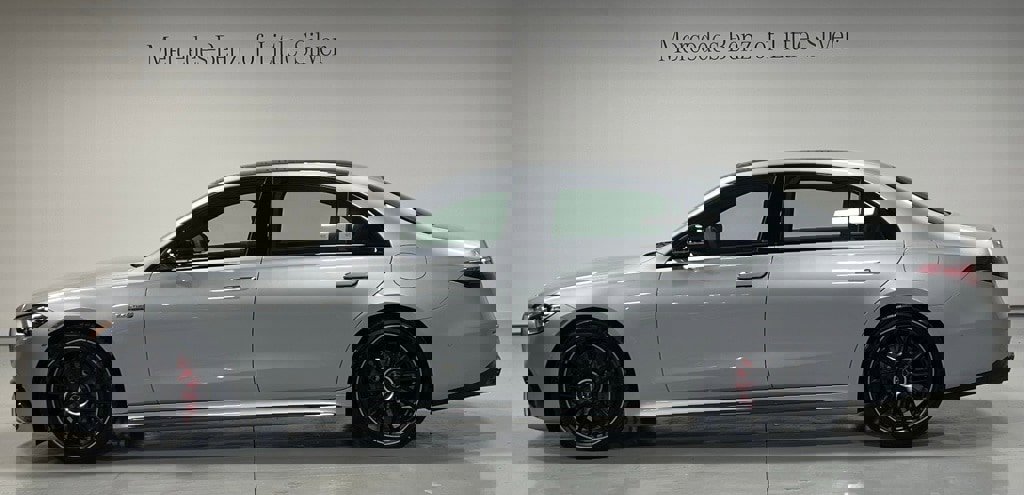 Used 2024 Mercedes-Benz S 63 AMG S image 2