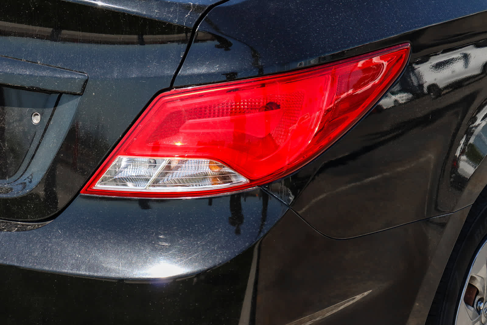 Used 2015 Hyundai Accent GLS FWD image 7