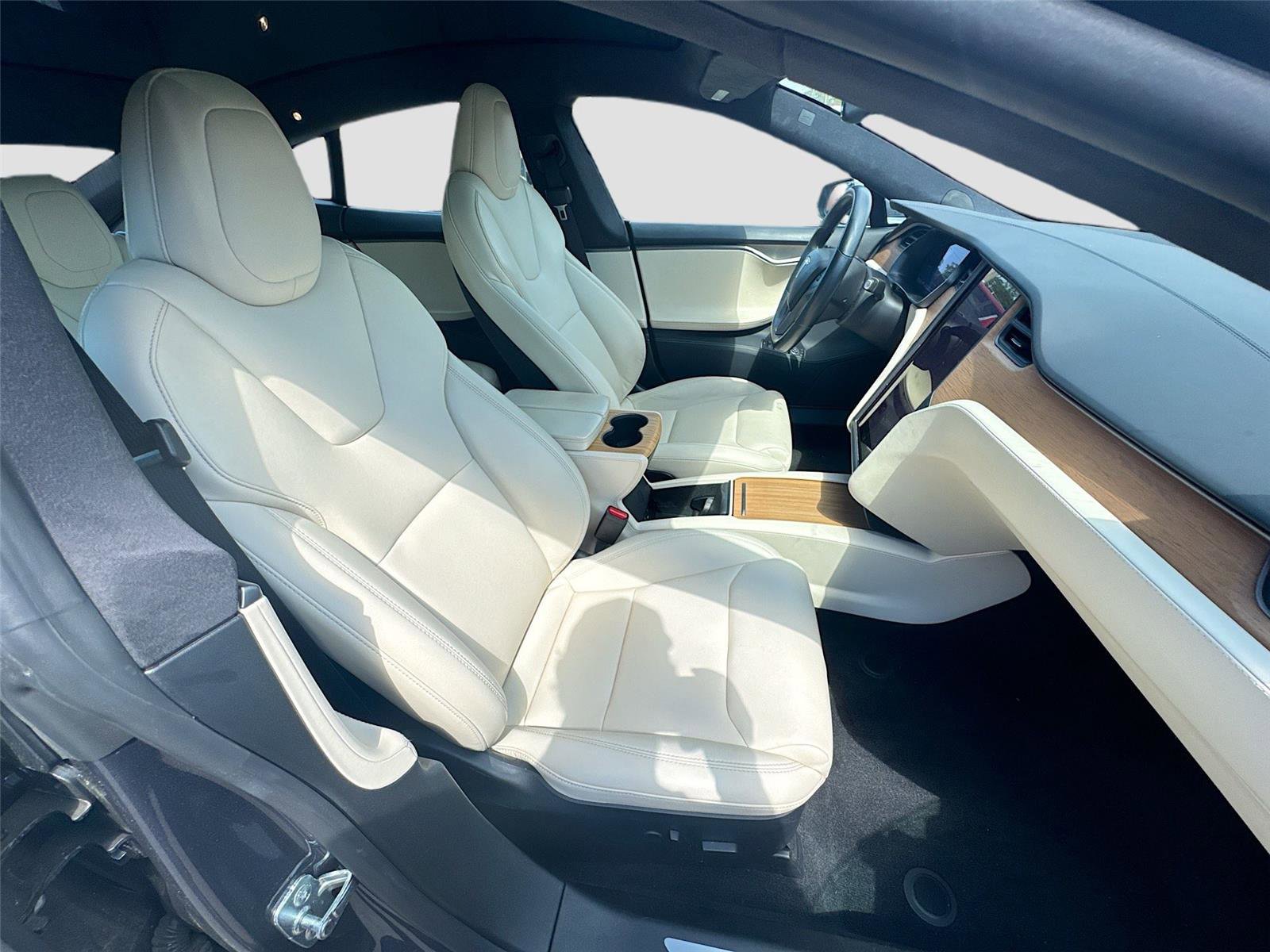 Used 2020 Tesla Model S Long Range image 13