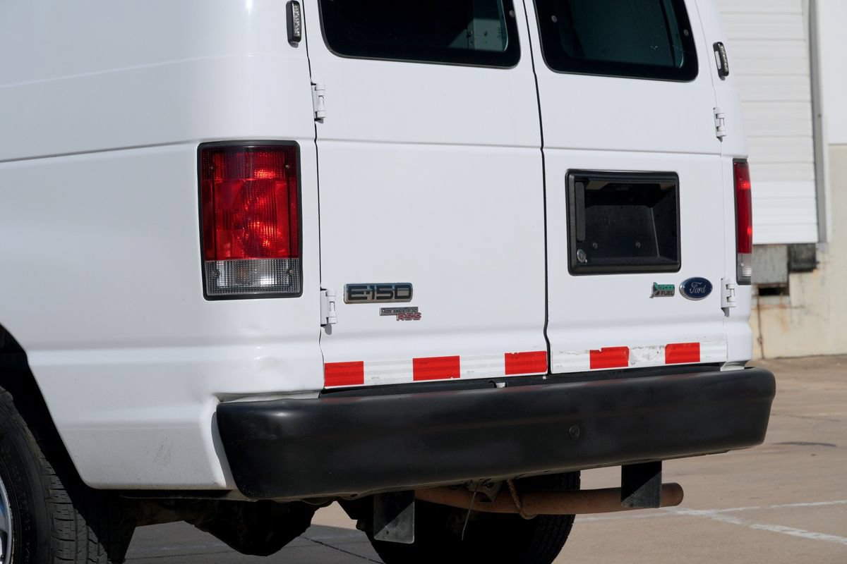 Used 2014 Ford E-150 and Econoline 150 w/ Power Group RWD image 30