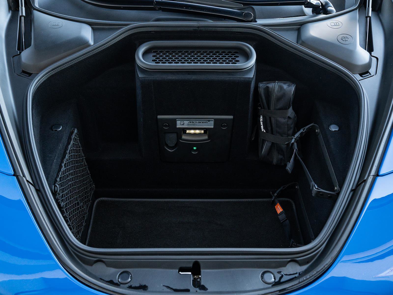 Used 2024 McLaren 750S Spider image 48