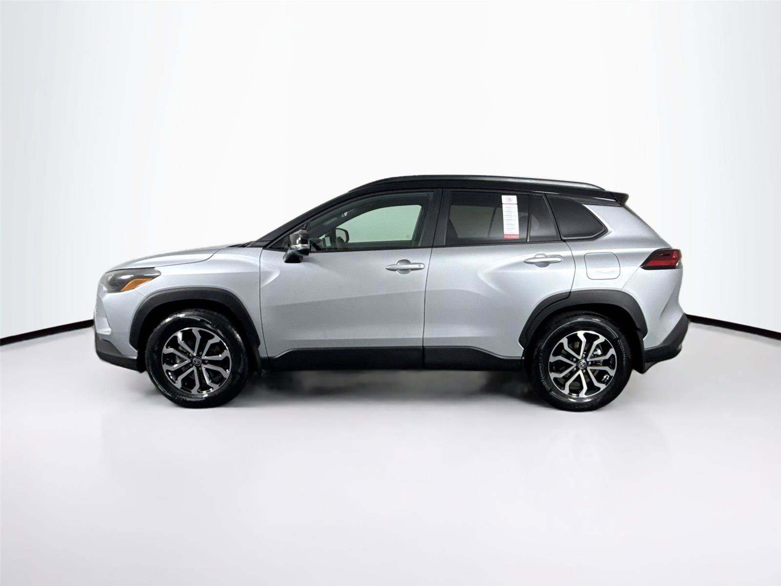 Certified 2026 Toyota Corolla Cross SE image 13