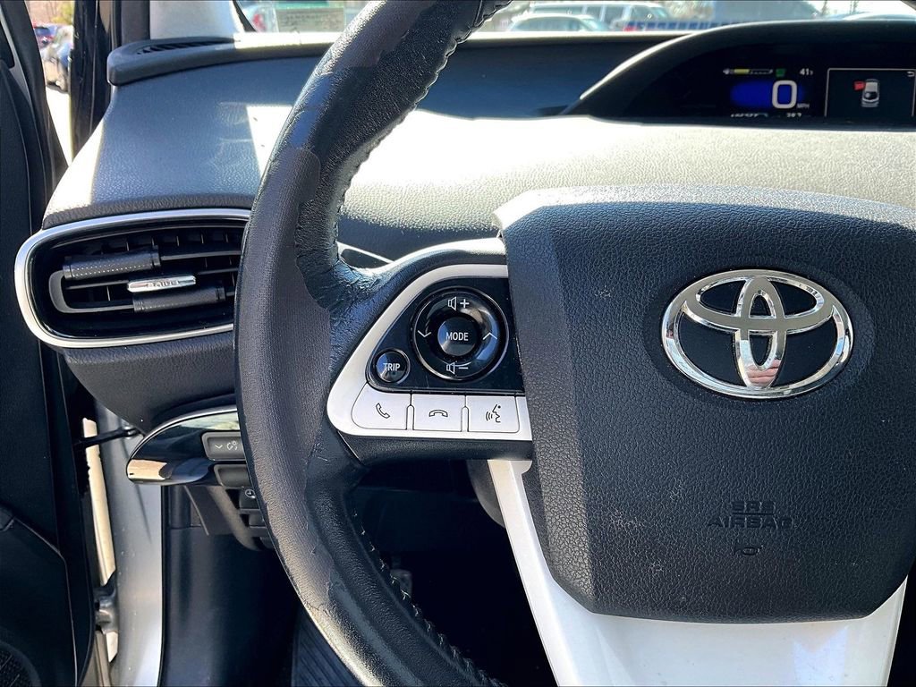 Used 2017 Toyota Prius Prime Plus image 16