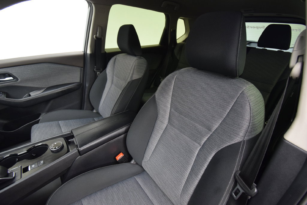 Used 2023 Nissan Rogue SV AWD/4WD image 14